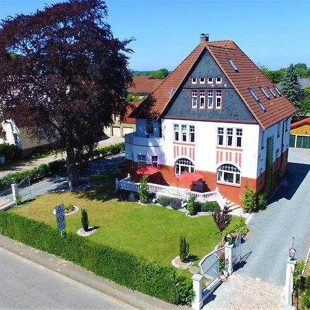 Rosen Villa Капелн Екстериор снимка