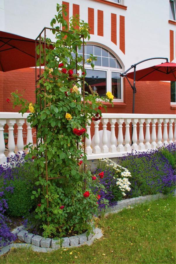 Rosen Villa Капелн Екстериор снимка